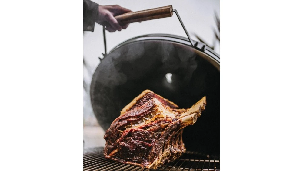 Big Green Egg XL With Conveggtor - Image 5